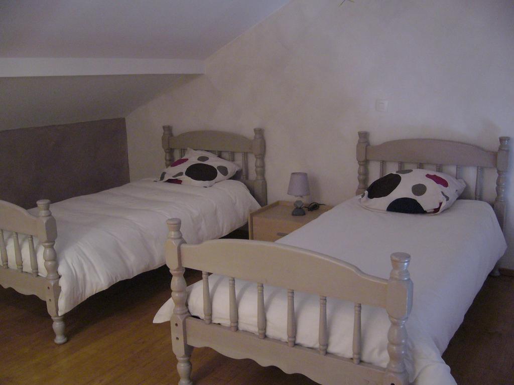Bed and Breakfast Le Jardin Ombrage Saint-Paul-dʼIzeaux Exterior foto