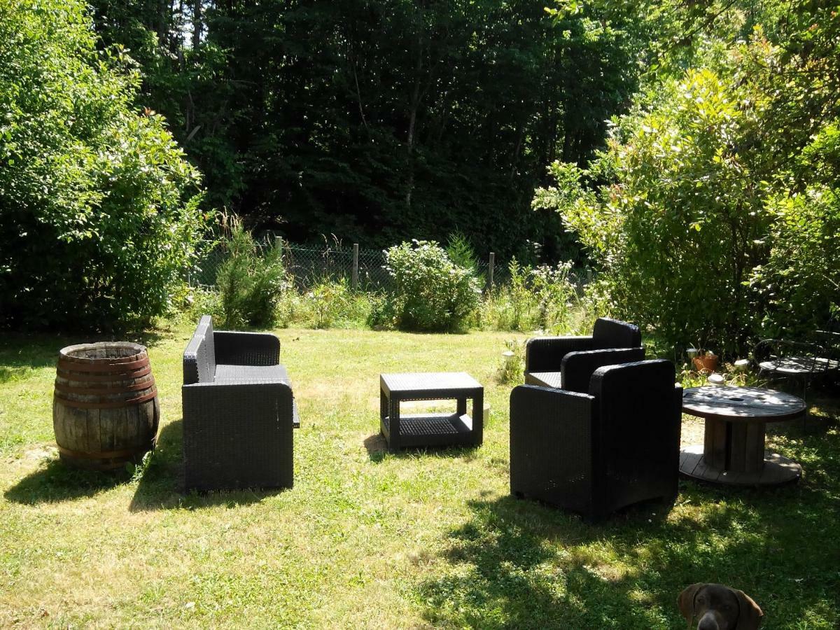 Bed and Breakfast Le Jardin Ombrage Saint-Paul-dʼIzeaux Exterior foto